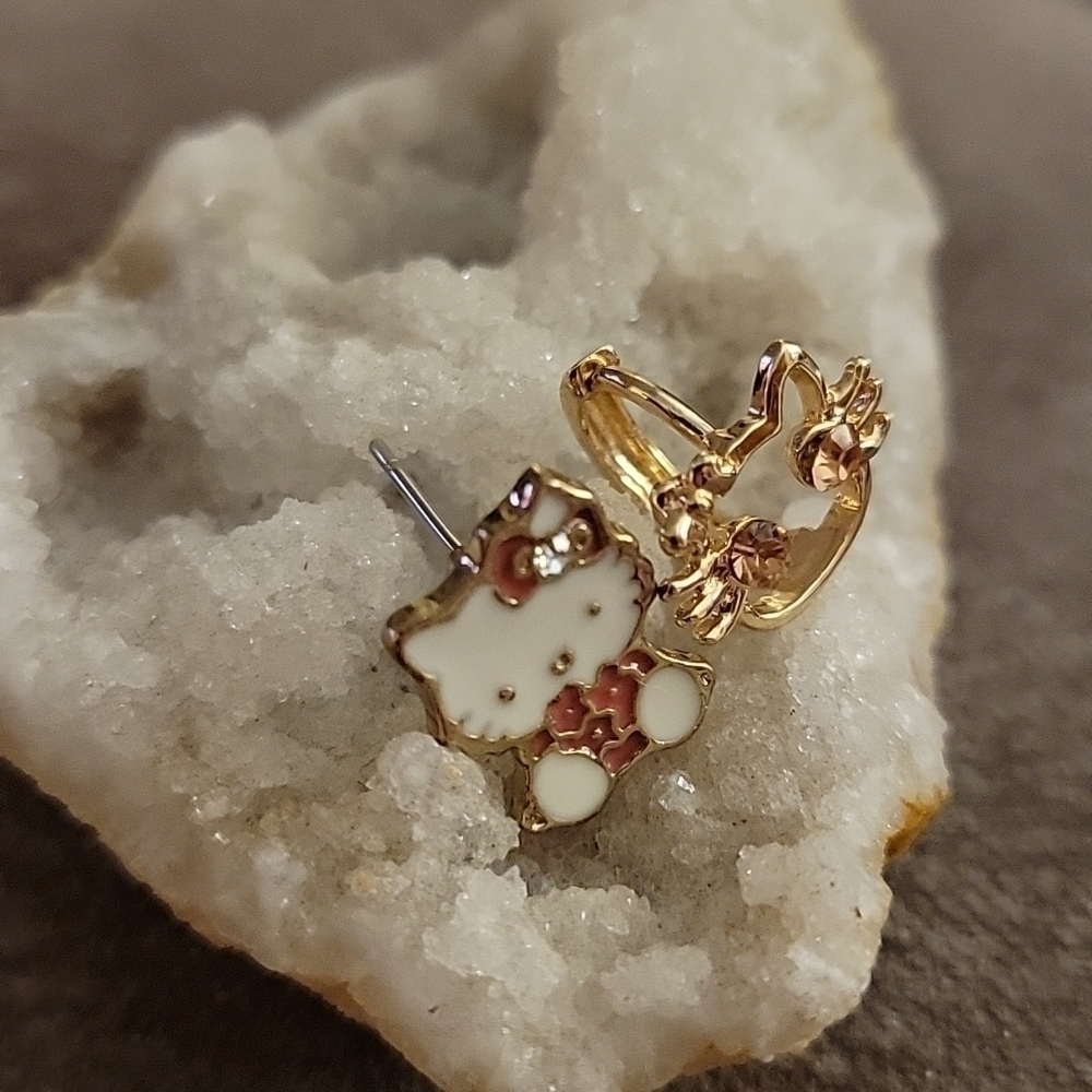 Cute Hello Kitty Mismatched Post Hoop Kidcore Earrings - Picture 3 of 5